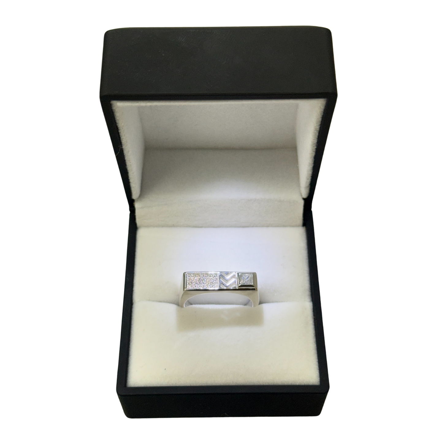 STUD & STARS CZ DIAMOND RING Oppulence