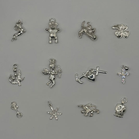 Medium Bracelet Charms Oppulence