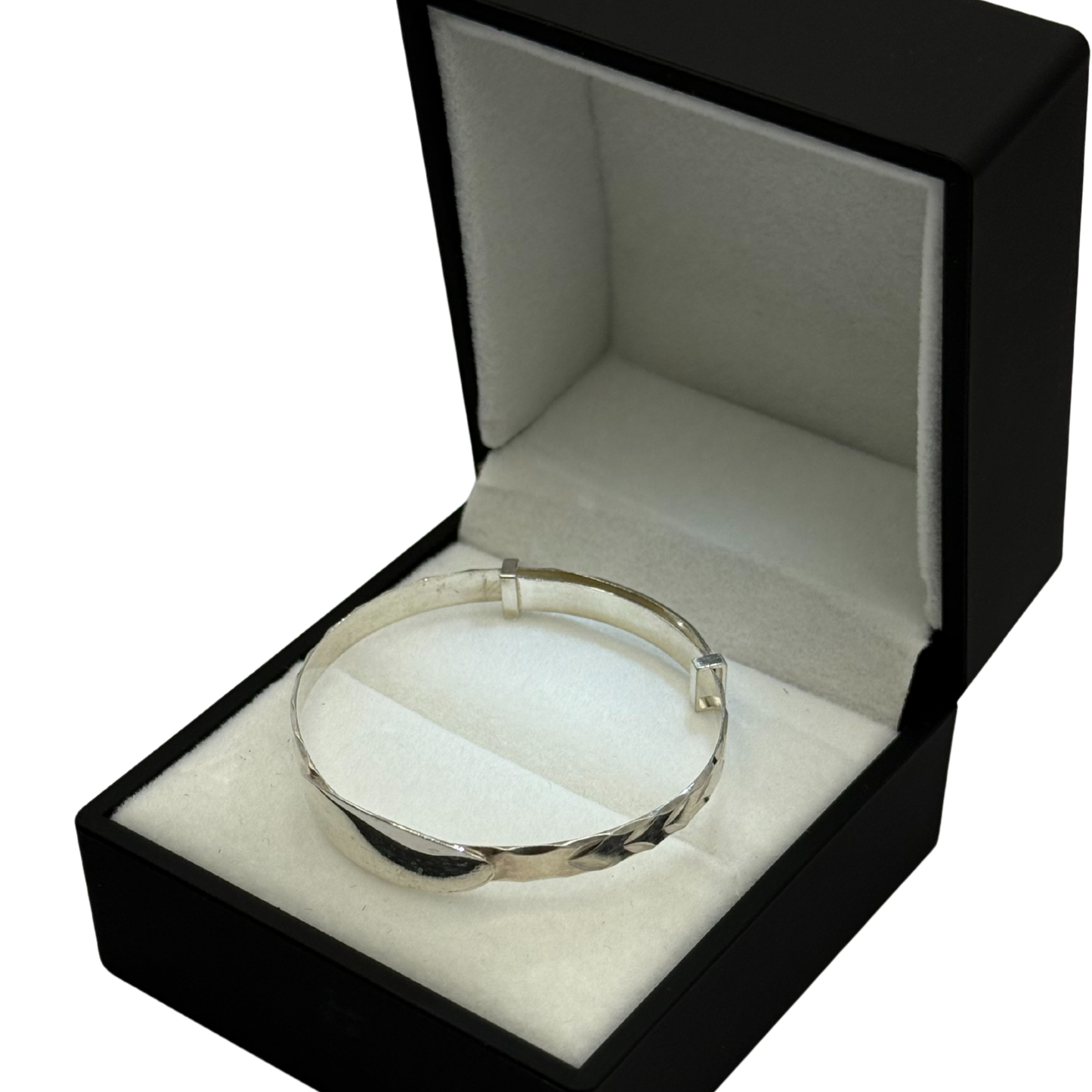 SILVER D/C BABY OVAL BANGLE Oppulence