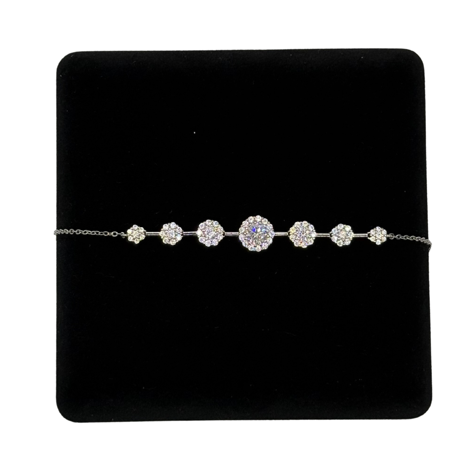 7 CLUSTER CZ DIAMOND BRACELET Oppulence