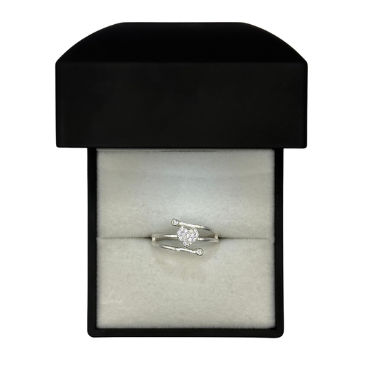 HEART TWIST CZ DIAMOND RING Oppulence
