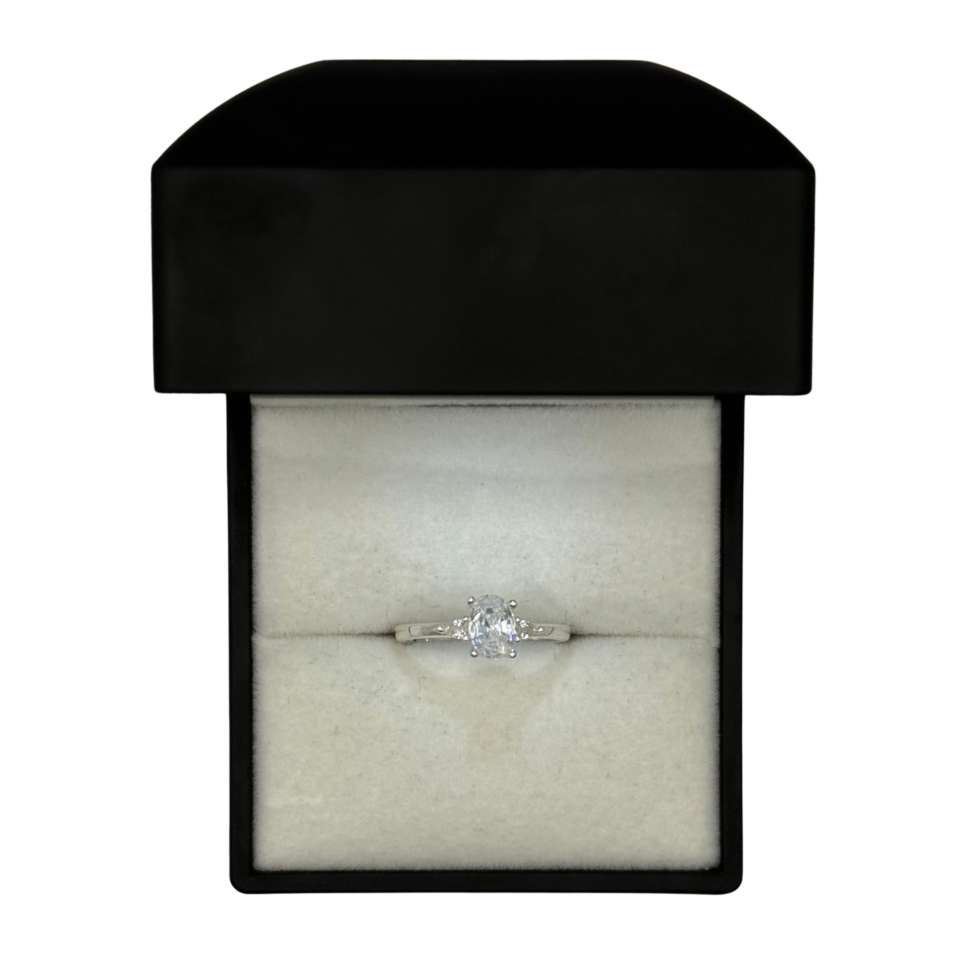 OVAL CUT CZ DIAMOND RING Oppulence