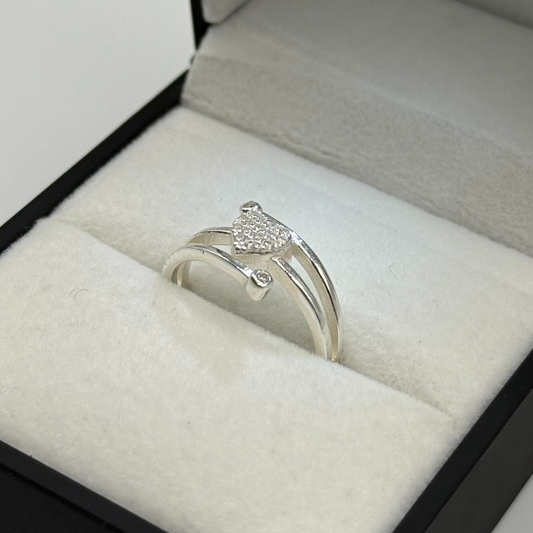 CZ DIAMOND CRUSTED HEART ON TWIST RING Oppulence