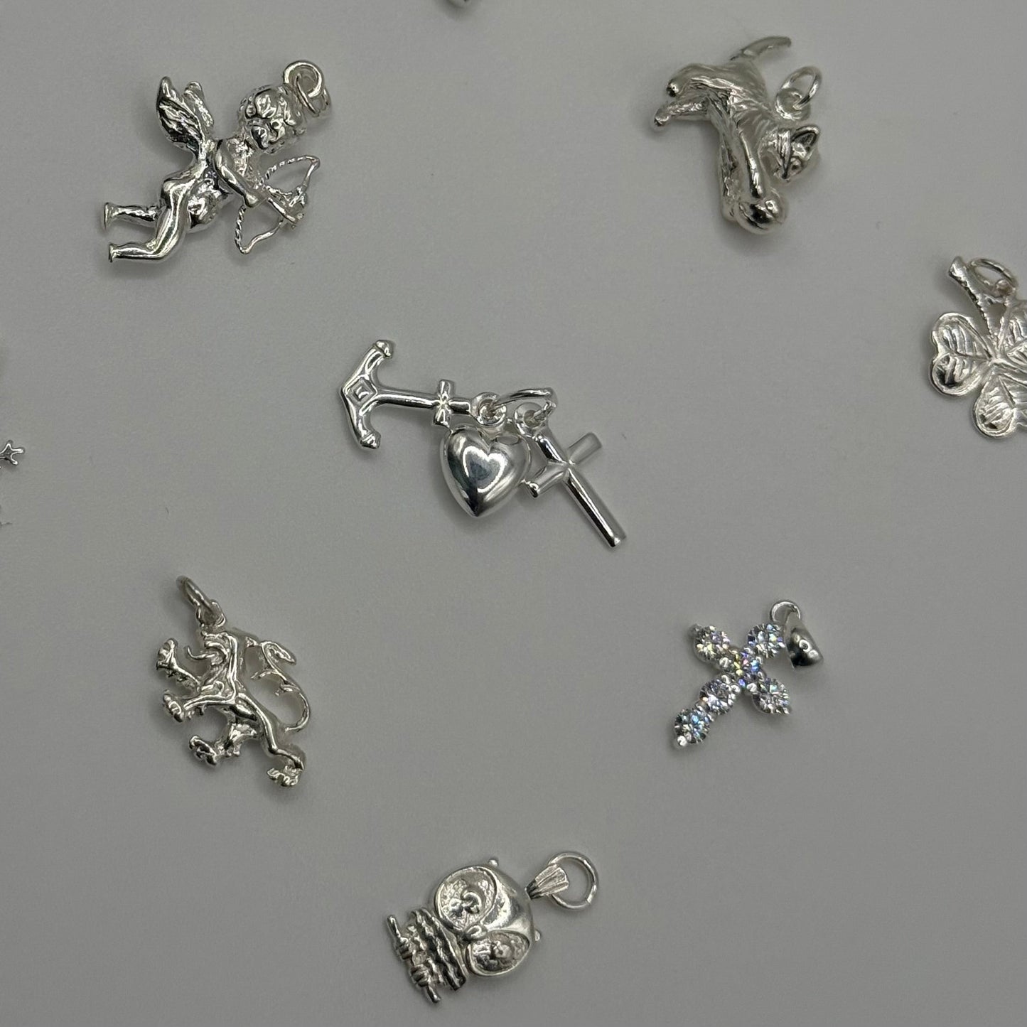 Medium Bracelet Charms Oppulence