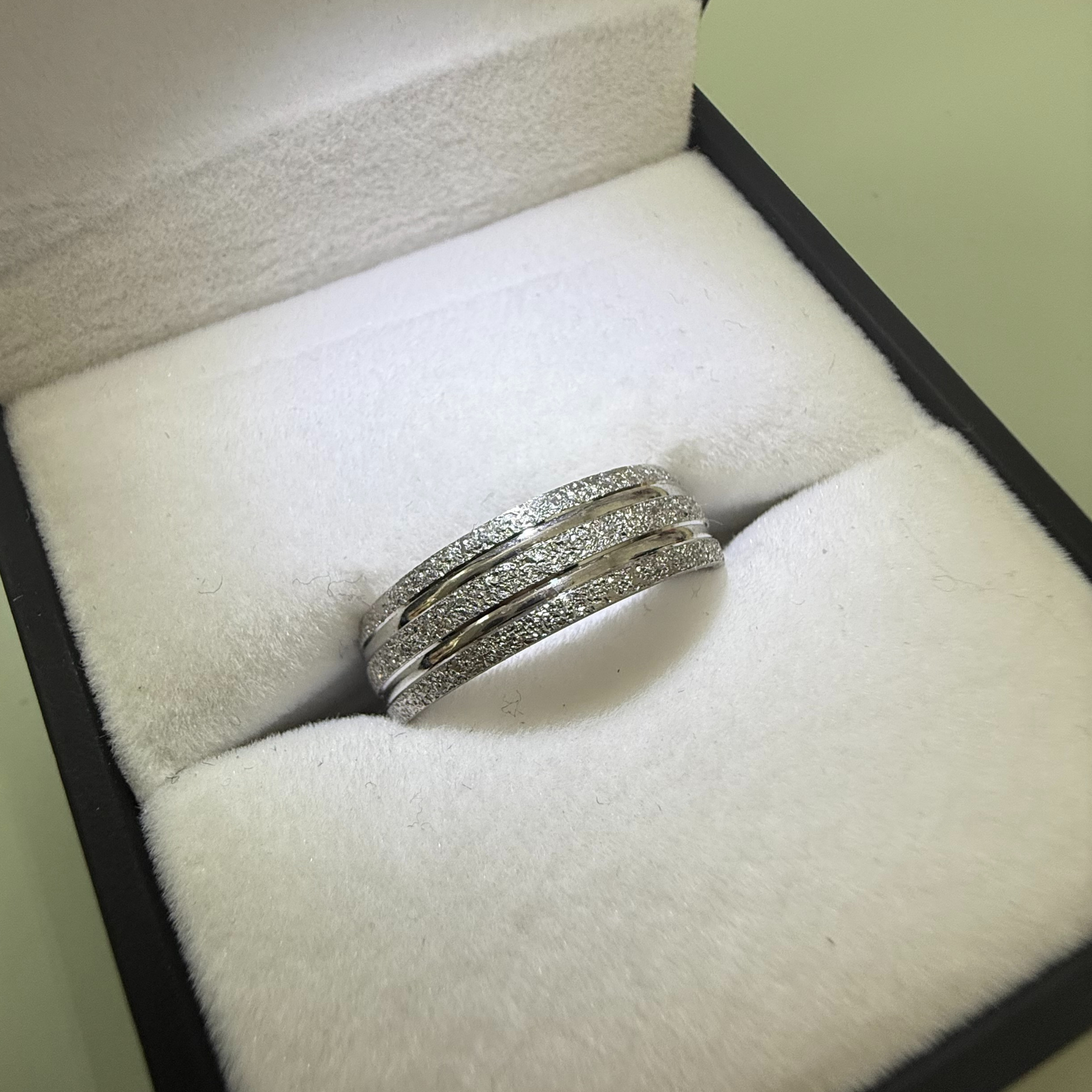 DIAMOND CRUSTED BAND RING - Oppulence