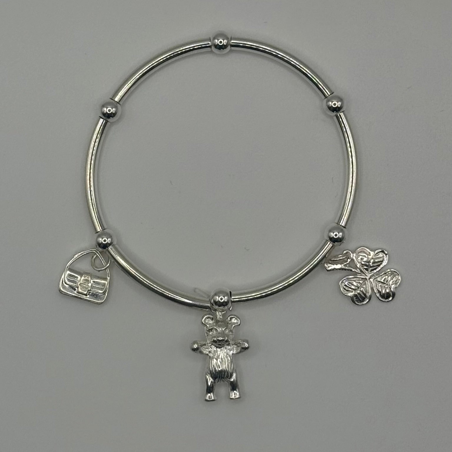 Medium Bracelet Charms Oppulence