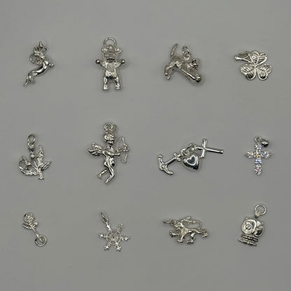 Medium Bracelet Charms Oppulence