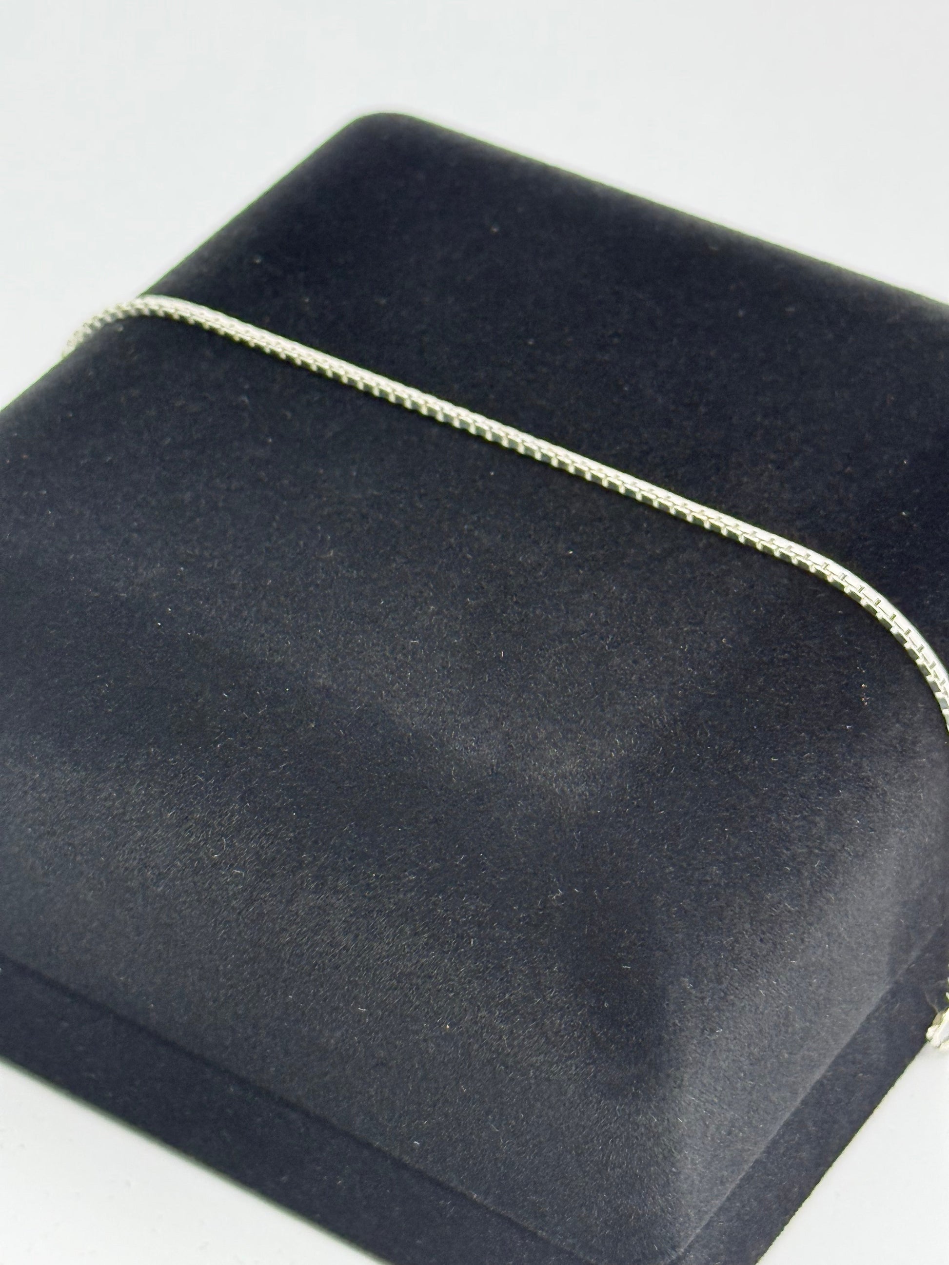SILVER BOX 1.3MM 7" BRACELET Oppulence