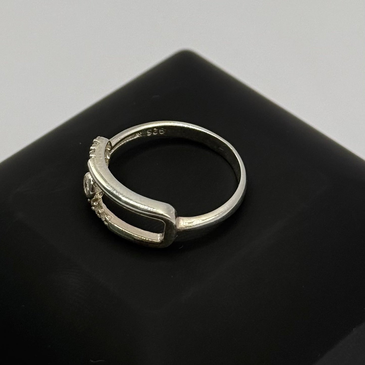 CUBOID CZ DIAMOND RING Oppulence