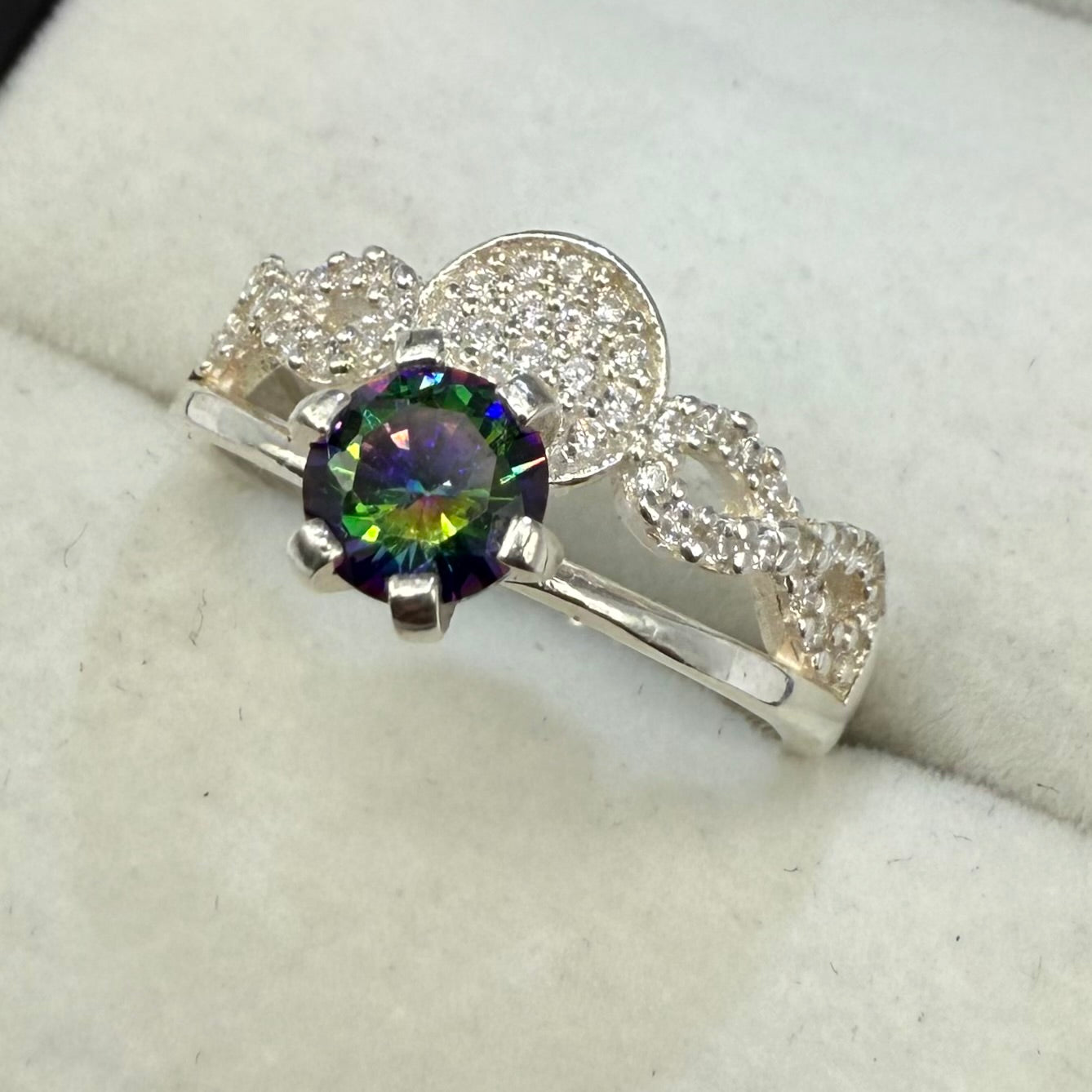 GARNET CZ DIAMOND RING Oppulence