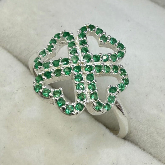 GREEN CLOVER CZ DIAMOND RING Oppulence