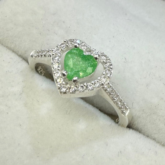 GREEN HEART CZ DIAMOND RING Oppulence