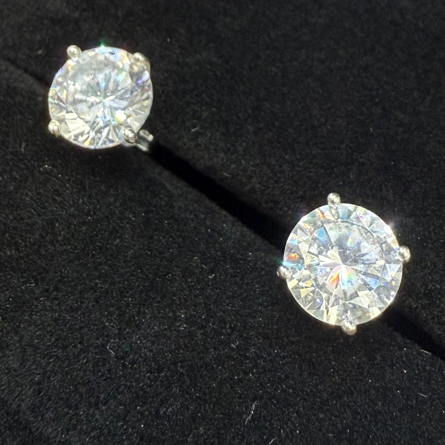 CZ DIAMOND CLAW EARRINGS Oppulence