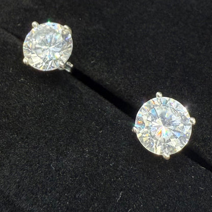 CZ DIAMOND CLAW EARRINGS Oppulence